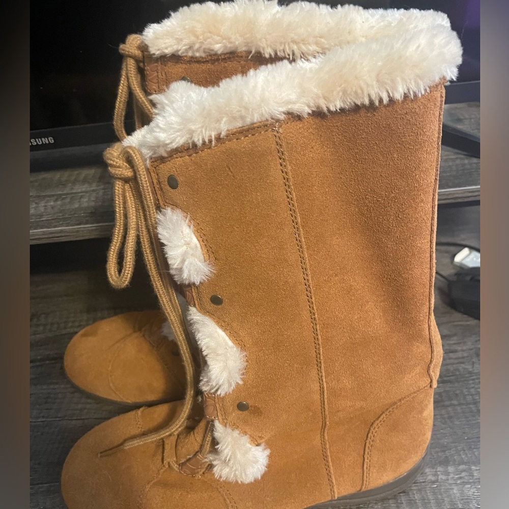 White Mountain fur winter boots